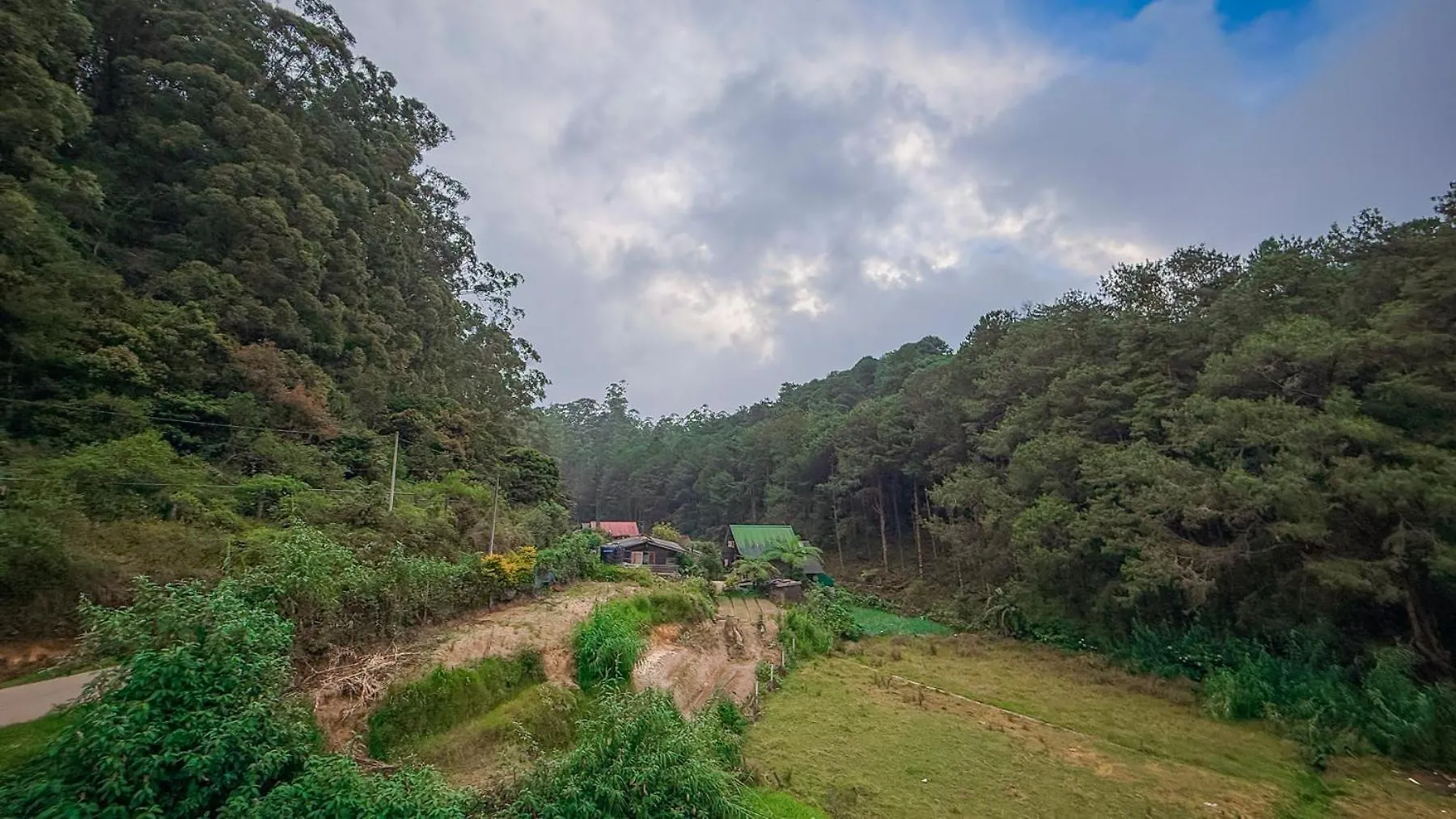 Apartment The Backwoods Cottage - Nuwara Eliya